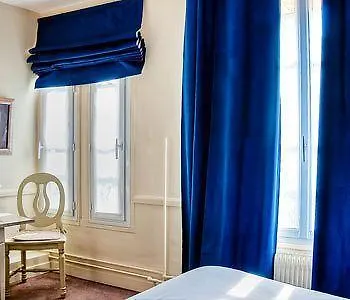 Hotell De La Motte Picquet 3*