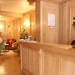 德拉莫特匹克酒店