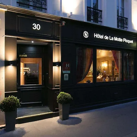 Hotel De La Motte Picquet 3*