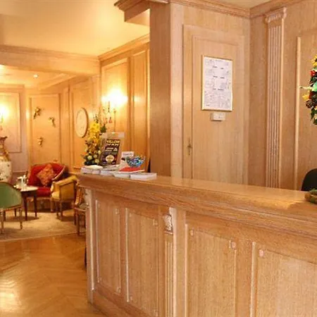 Hotel De La Motte Picquet 3*