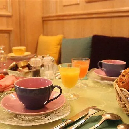Hotel De La Motte Picquet 3*