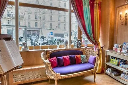 De La Motte Picquet Hotel 3*