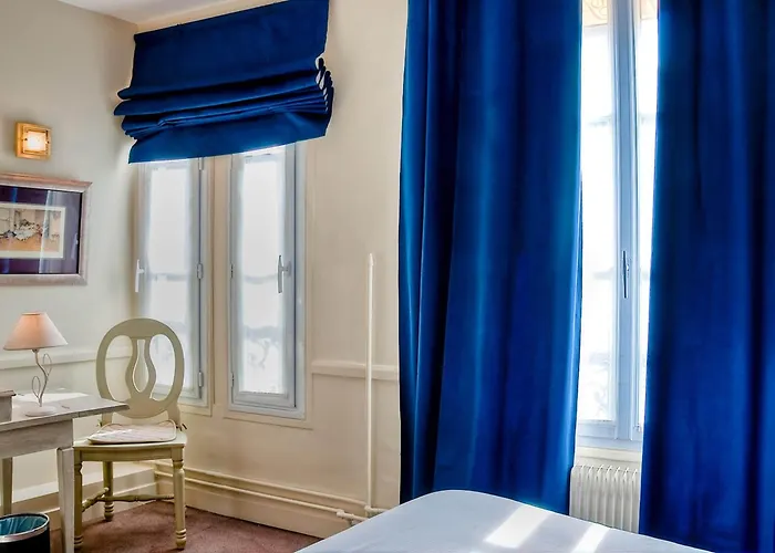 Otel De La Motte Picquet