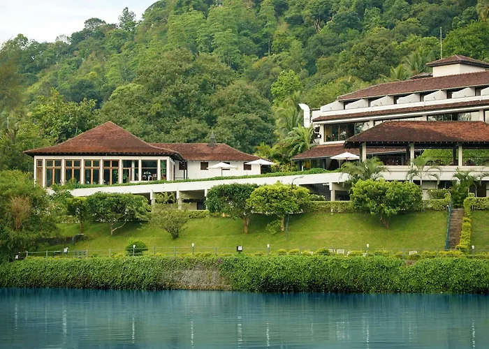 De La Motte Picquet Paris