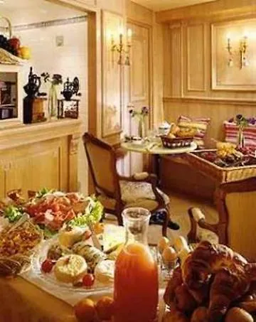 Otel De La Motte Picquet 3*