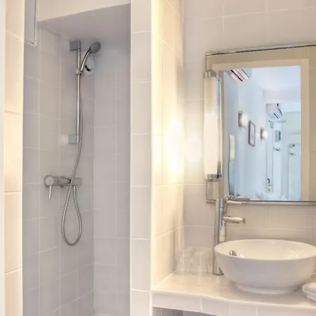 De La Motte Picquet Отель 3*